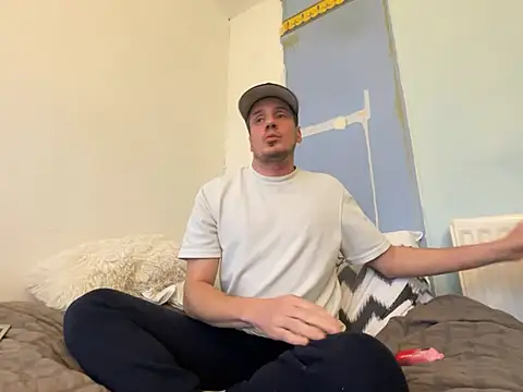 shyandchilling online show from 02/12/26, 03:40