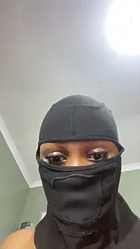 Sexy blackwoman online show from 04/24/26, 04:42