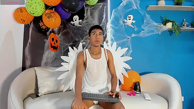 ender h0t online show from 10/31/25, 02:07