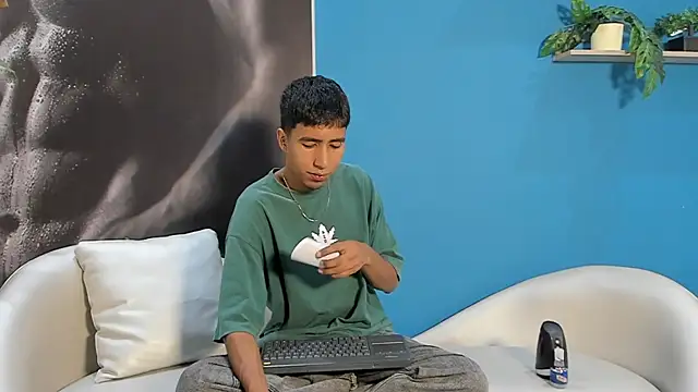 ender h0t online show from 01/09/26, 01:47