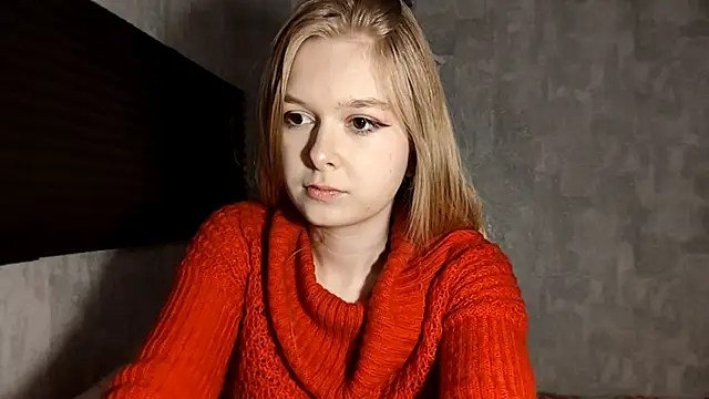 LiaVibes online show from 12/15/25, 09:02