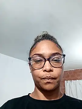 BiiancaEstradaa online show from 03/21/26, 12:04