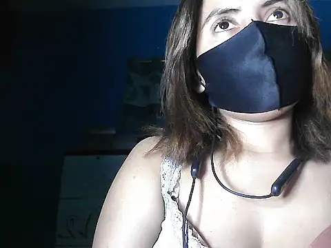 meghbalikargolponoy09 online show from 11/21/25, 05:33