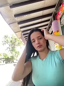 Mia jhoonson online show from 02/04/26, 05:52