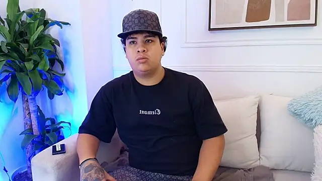 Naim Bennetsex online show from 11/04/25, 06:40