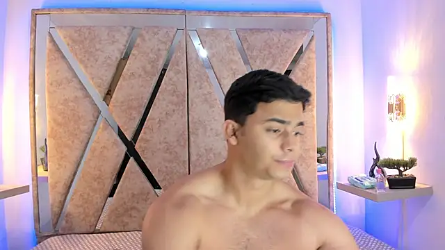 Snapshot of jayd_muscle chatting on 11/29/25, 03:31 jayd muscle online show from 11/29/25, 03:31