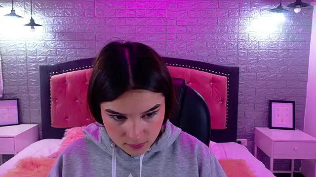 Natalie loffreda online show from 09/20/25, 02:56