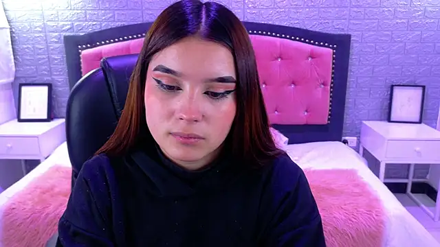 Natalie loffreda online show from 10/04/25, 02:53