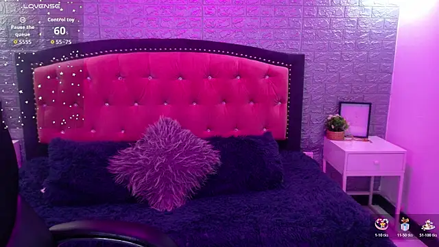 Natalie loffreda online show from 11/19/25, 03:17