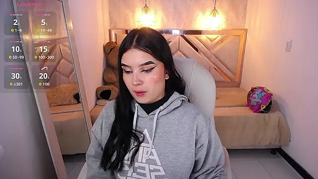 Natalie loffreda online show from 03/18/26, 08:01