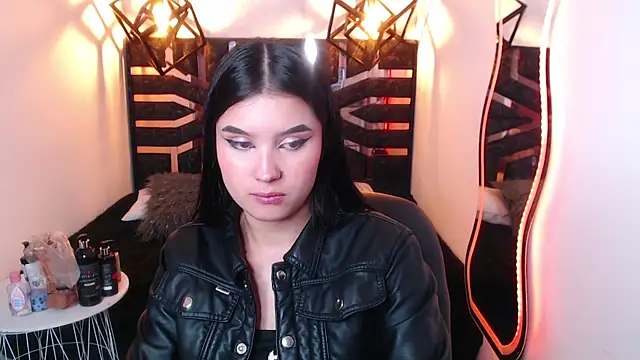 Natalie loffreda online show from 04/03/26, 08:18