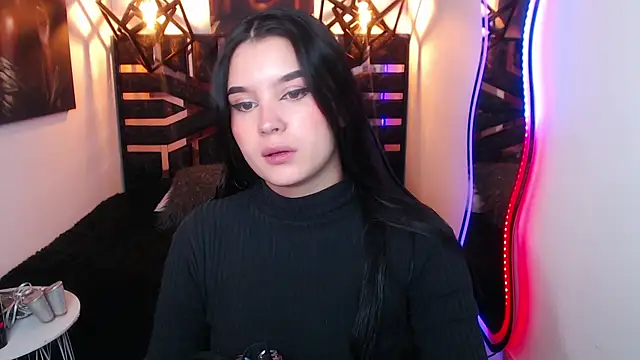 Natalie loffreda online show from 04/20/26, 07:59