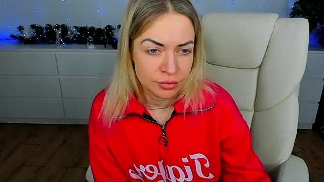 Anna Snows online show from 12/22/25, 06:32