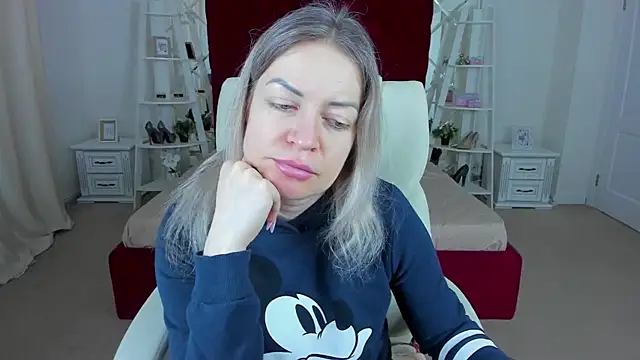 Anna Snows online show from 03/26/26, 06:41