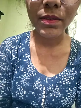 Snapshot of Telugu___Sexygirl___Naidu chatting on 06/12/26, 04:22 Telugu Sexygirl Naidu online show from 06/12/26, 04:22