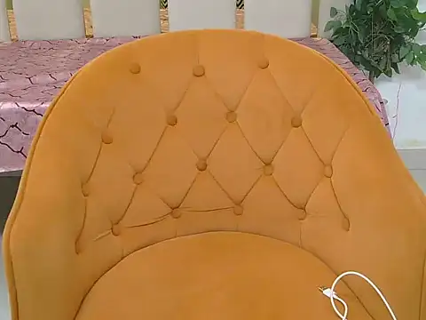 Snapshot of Hot_figure18 chatting on 09/20/25, 04:35 Hot figure18 online show from 09/20/25, 04:35