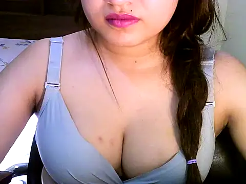 strip vani online show from 05/28/26, 03:59