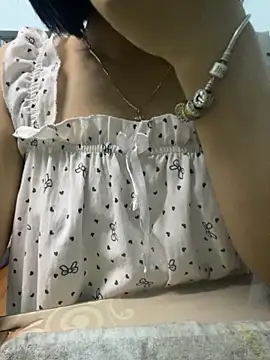 -NhaKy22 online show from 10/17/25, 03:36