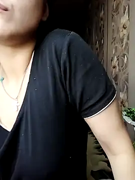 Snapshot of Jenevaonlovex chatting on 10/14/25, 09:32 Jenevaonlovex online show from 10/14/25, 09:32