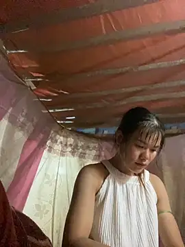 PhanHaa online show from 11/08/25, 02:28