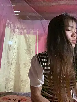 PhanHaa online show from 12/22/25, 01:19