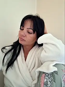 Ella sweety00 online show from 03/16/26, 07:45