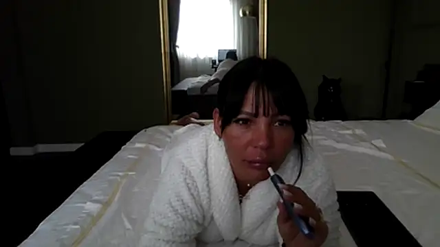 Ella sweety00 online show from 06/03/26, 06:49