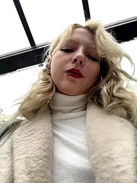 EveLittleSinner online show from 10/24/25, 08:44