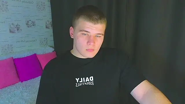 Snapshot of kittenmurr chatting on 09/28/25, 09:09 kittenmurr online show from 09/28/25, 09:09