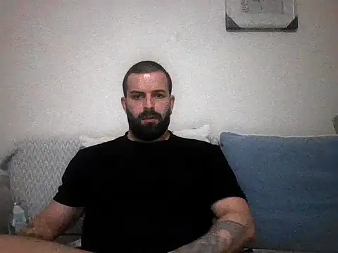 Snapshot of kean2365 chatting on 02/03/26, 11:32 kean2365 online show from 02/03/26, 11:32