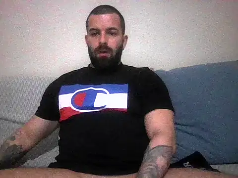 Snapshot of kean2365 chatting on 02/18/26, 11:55 kean2365 online show from 02/18/26, 11:55