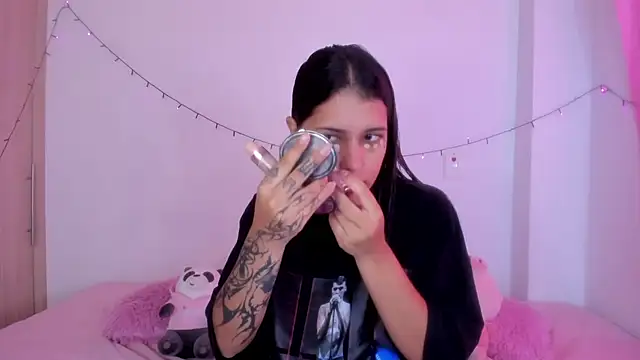 Abby roussee online show from 10/01/25, 01:06