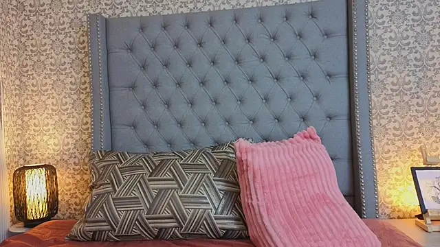 Abby roussee online show from 02/07/26, 10:02