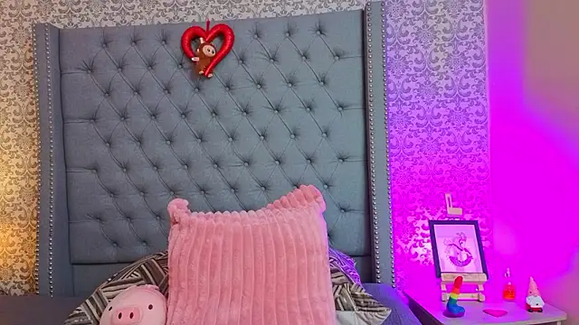 Abby roussee online show from 02/25/26, 08:29