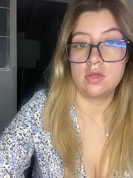 Blair Bunnyy online show from 11/27/25, 06:04