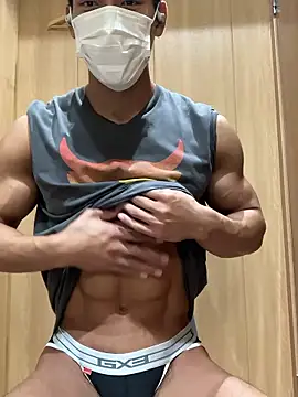 masucle216 online show from 11/05/25, 02:39