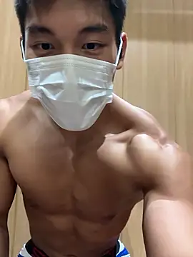 masucle216 online show from 11/30/25, 02:54