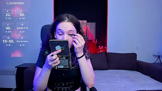 uco mon online show from 09/25/25, 03:05