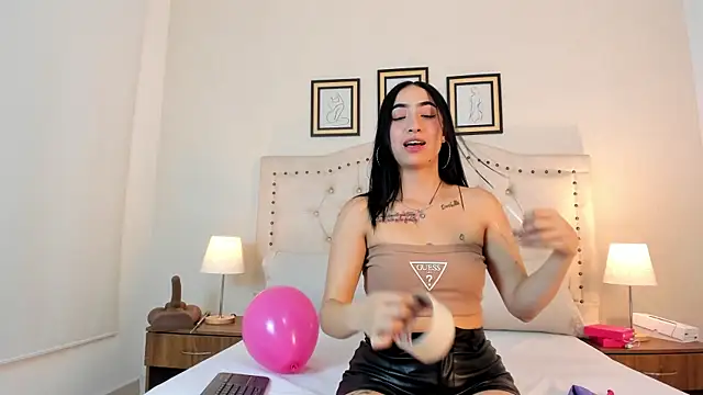 natasha moreno online show from 04/08/26, 12:38