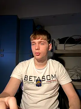 Snapshot of Fappatore_Nato05 chatting on 10/11/25, 01:09 Fappatore Nato05 online show from 10/11/25, 01:09