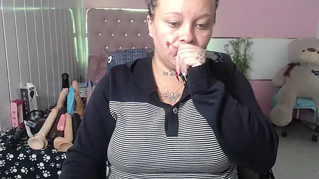 patty squirt  online show from 09/16/25, 02:56