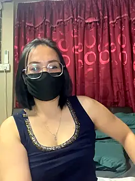 melyiaaa online show from 12/03/25, 02:37