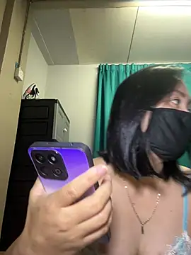 melyiaaa online show from 02/24/26, 03:21