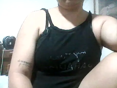 Snapshot of Samantha_Sex22 chatting on 06/10/26, 09:03 Samantha Sex22 online show from 06/10/26, 09:03