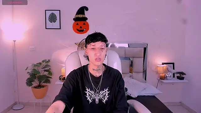 Luci Rose online show from 10/23/25, 02:33