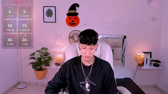 Luci Rose online show from 10/29/25, 02:58