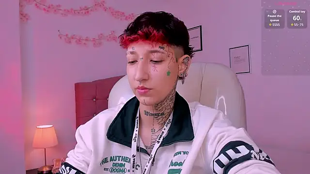 Luci Rose online show from 04/12/26, 10:04