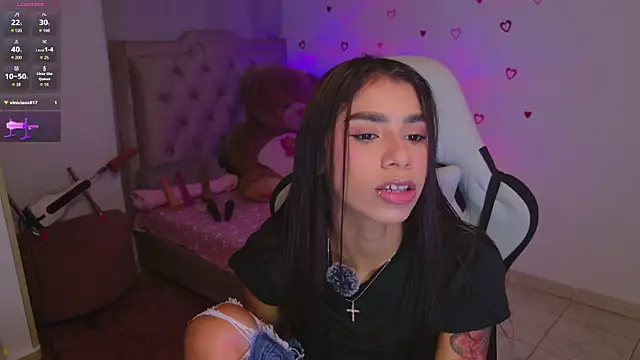 BrunetteAdams001 online show from 03/22/26, 02:26