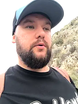 Ole Plus online show from 10/22/25, 09:09