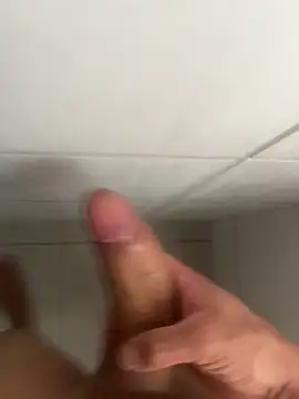 Ccffffjjik online show from 10/27/25, 12:42